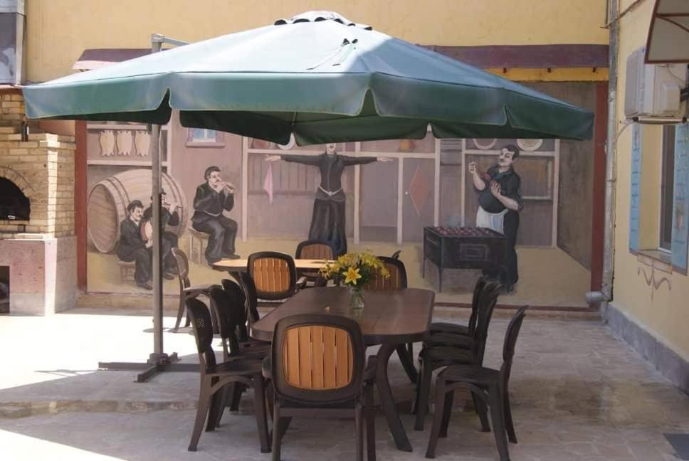 فندق Bonjour House يريفان المظهر الخارجي الصورة